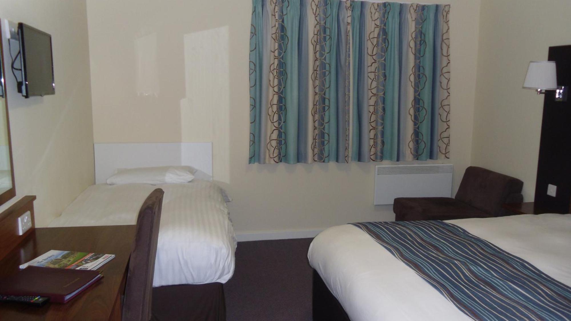 Eyesleepover Eyemouth Bagian luar foto